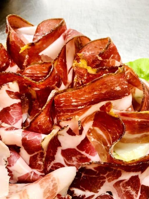B&B Helga'S Agricampeggio Seùlo Eksteriør bilde